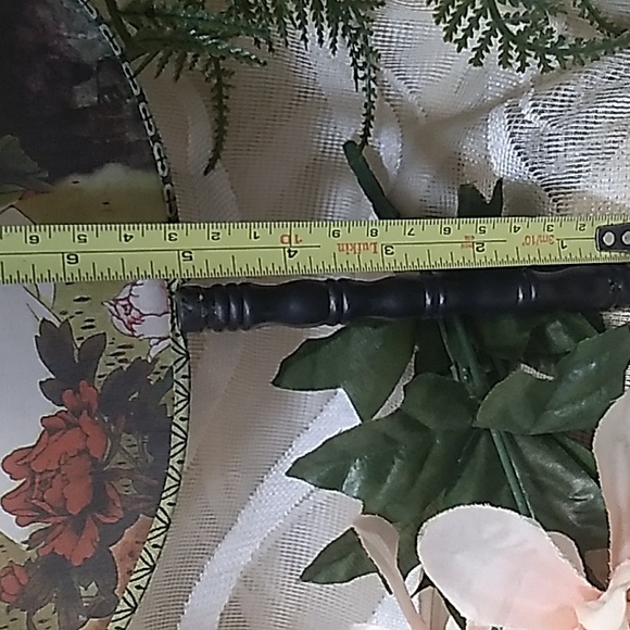 Oriental Silk Fan (9 inch) - Picture 7 of 12